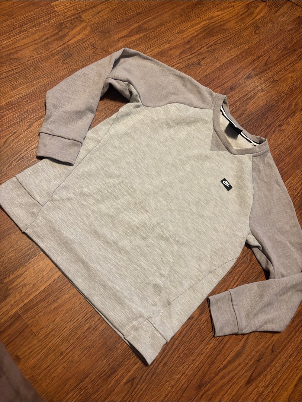 Nike Sportswear Men’s Optic Crew Pullover Sweatshirt Beige